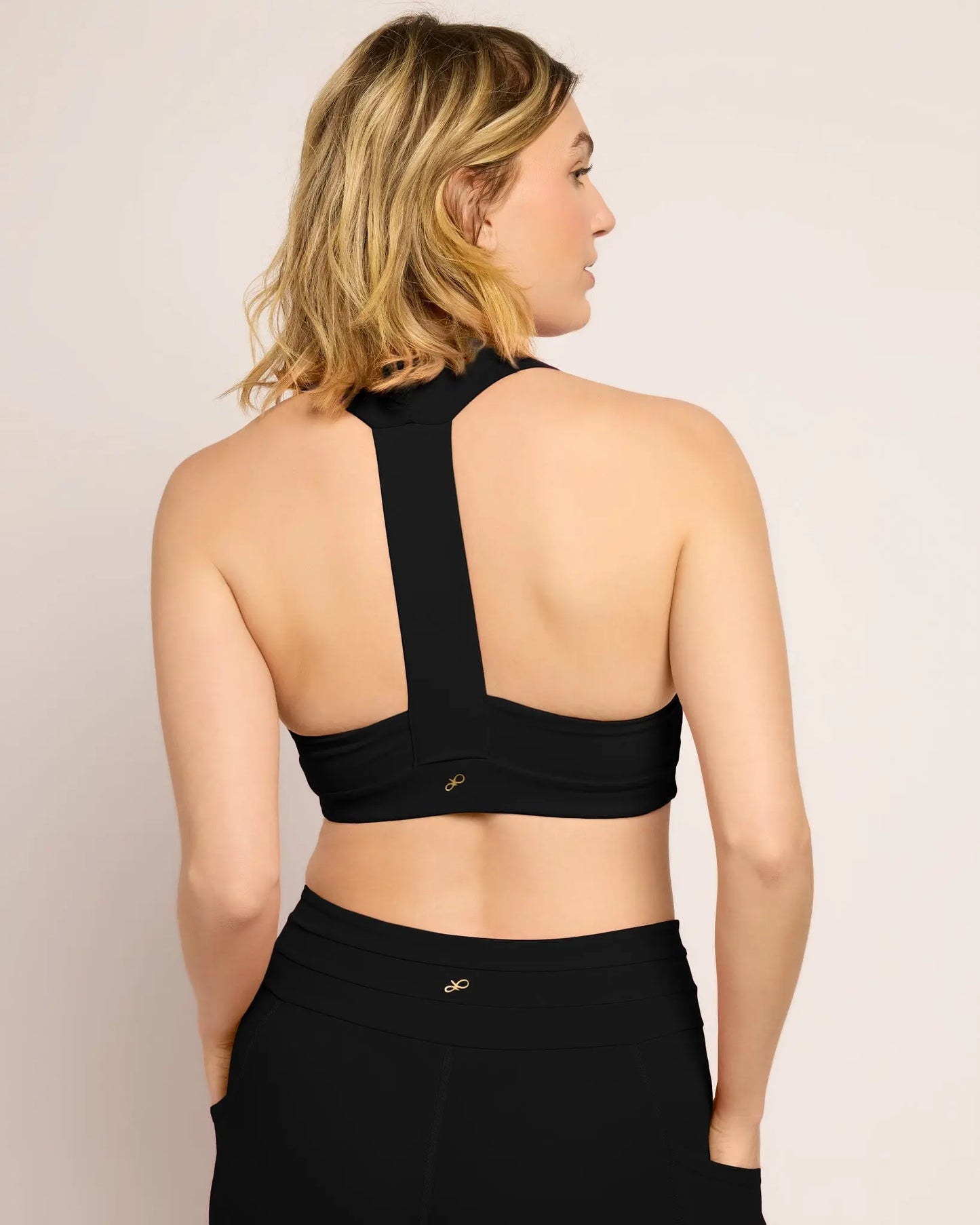 Cloudlight™ Action Bra impact sports bra with breathable fabric and supportive design, ideal for high-impact workouts.
