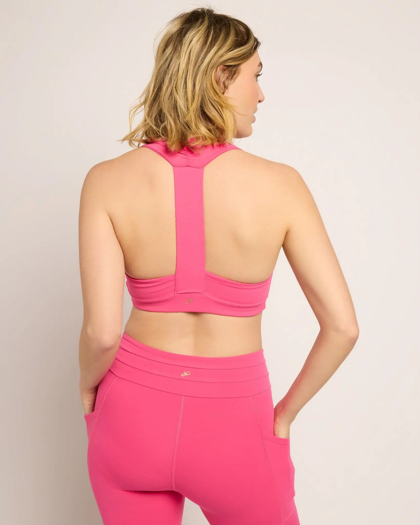 Cloudlight™ Impact Sports Bra with breathable fabric, featuring supportive design for activewear and high-impact workouts.