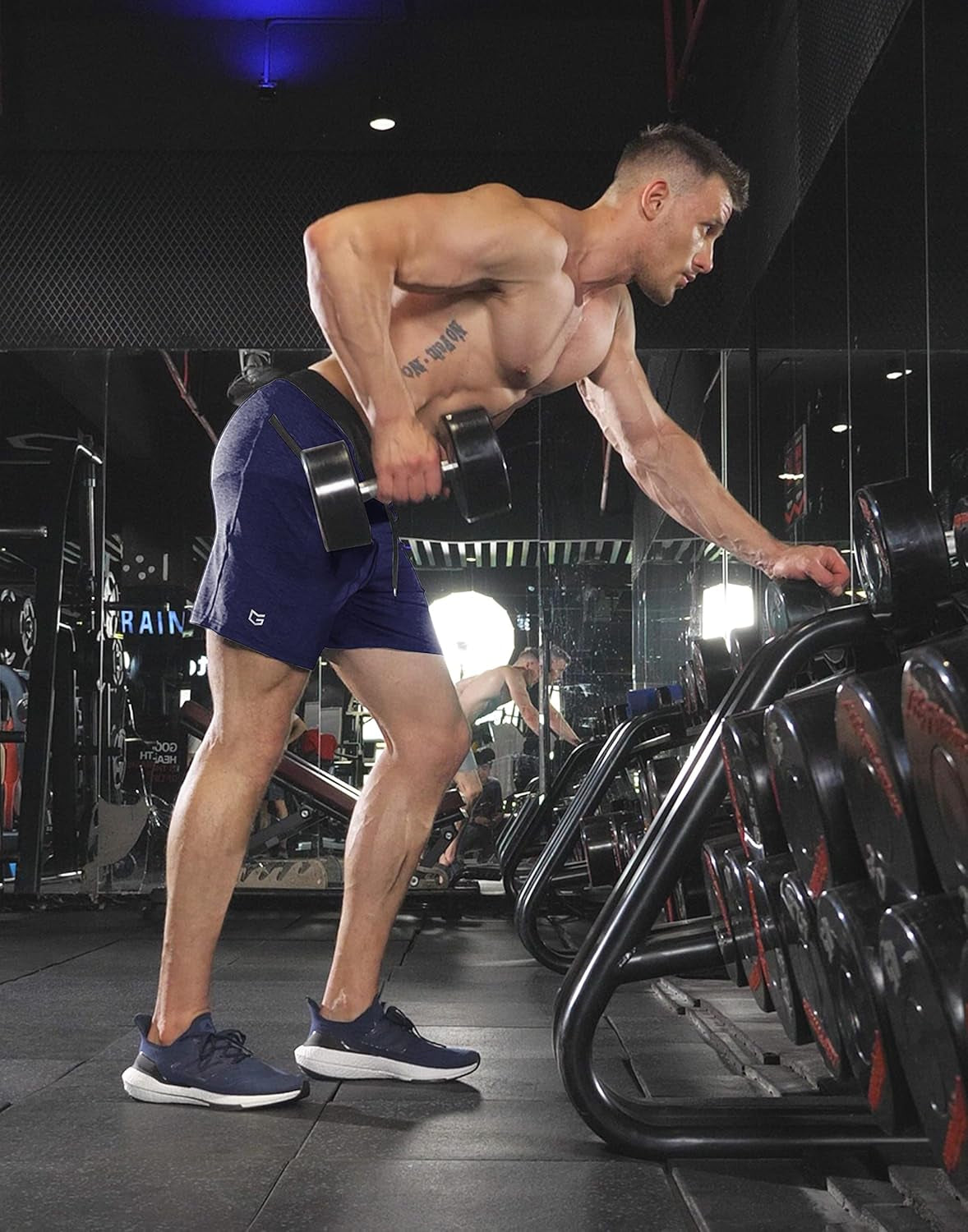 G Gradual men's 7-inch athletic gym shorts with quick-dry fabric, zipper pockets, ideal for workout and running activities.