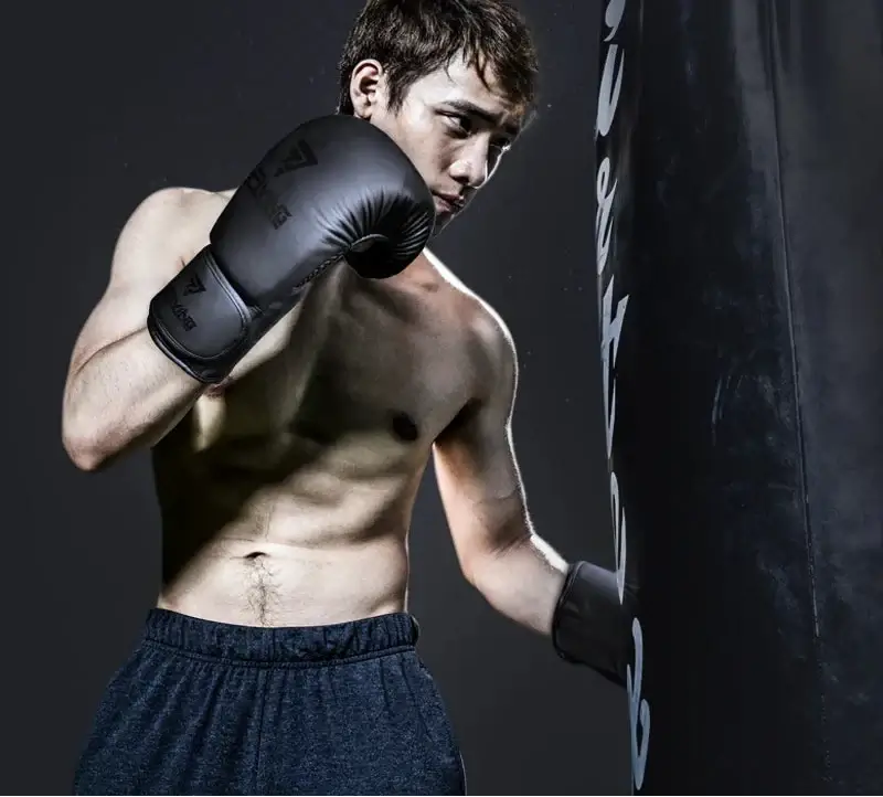 8oz PU Leather Boxing Gloves Unisex Training Gloves Black product image 2