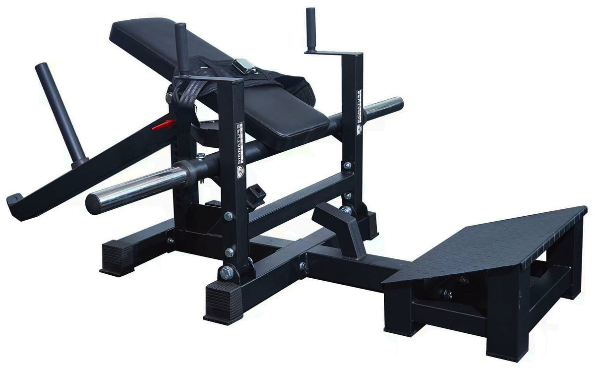 Maximize Your Glute Gains with the Signature Fitness Plate-Loaded Hip Thrust Machine - Sturdy Steel Frame, 176.37 lbs Capacity, Sleek Black Design